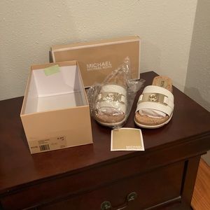 Michael Kors slide